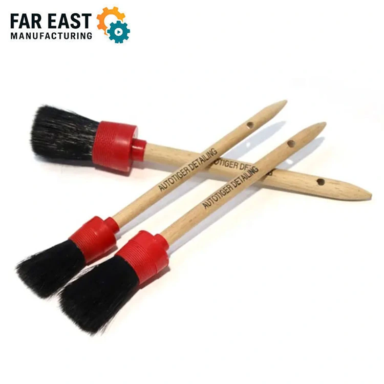 Sada štětců na detaily